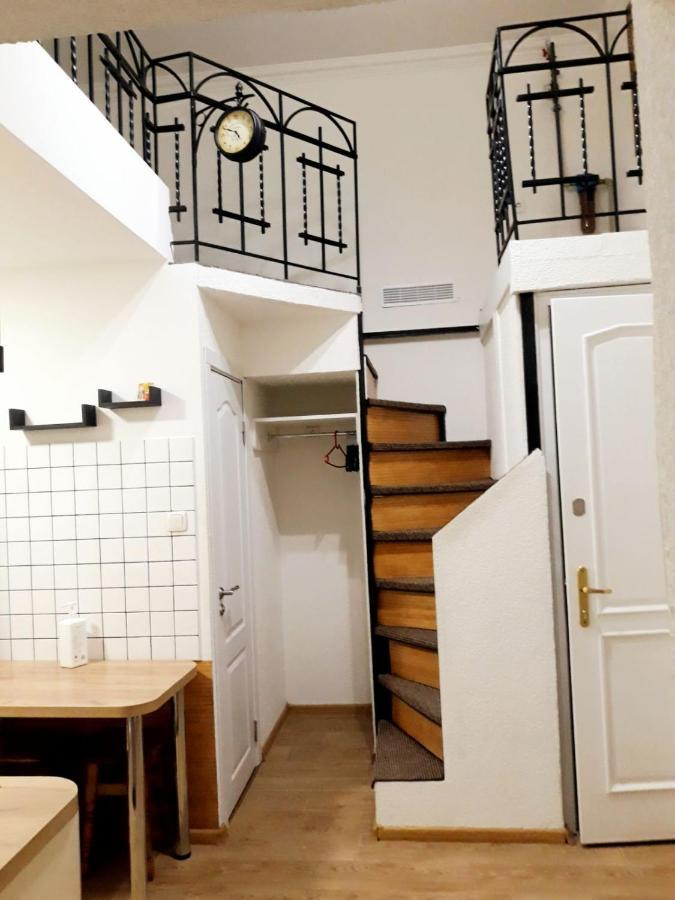 Regrand Apartment On Svobody 22 Leopoli Esterno foto