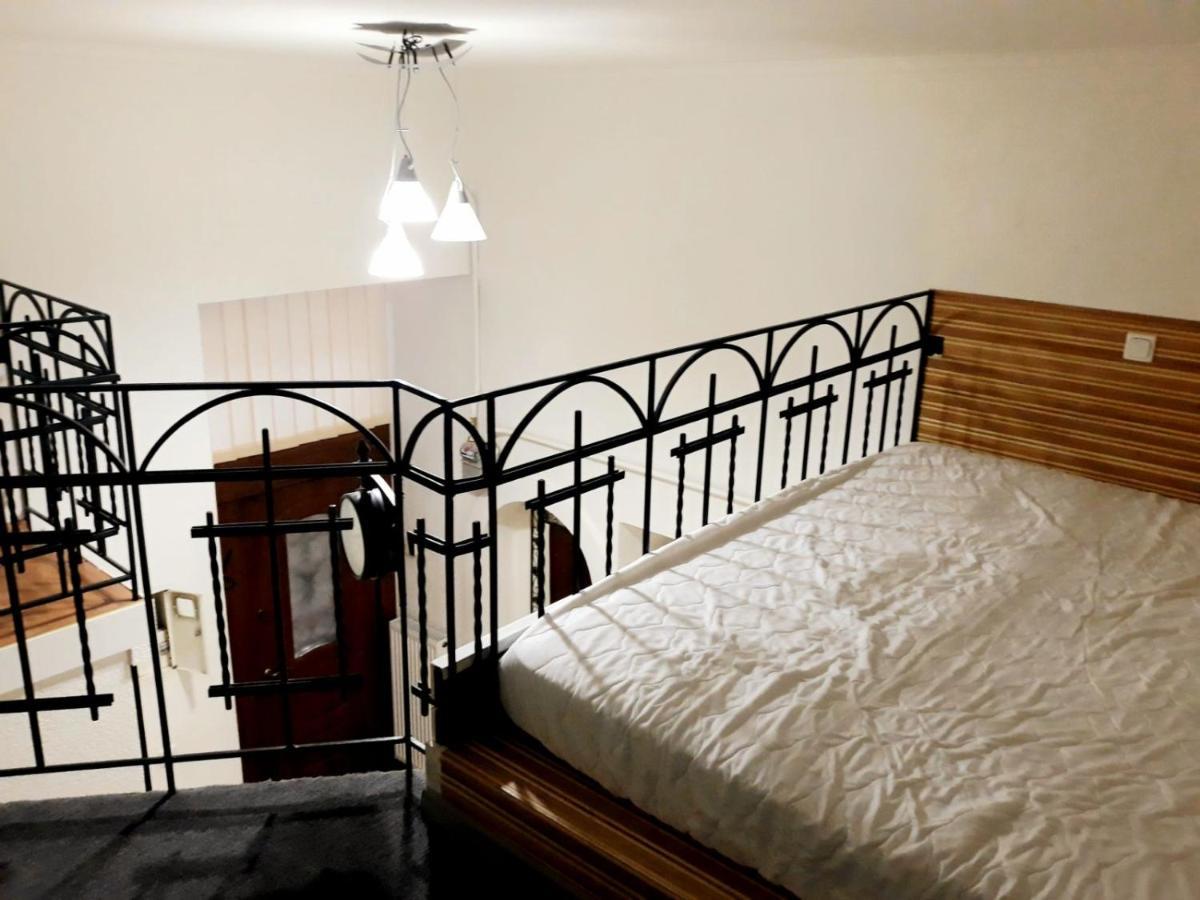 Regrand Apartment On Svobody 22 Leopoli Esterno foto